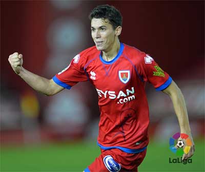 Jugador del Numancia celebrando una acción