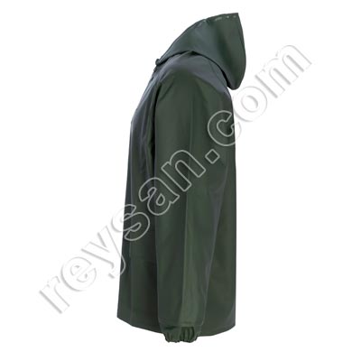 CHAQUETA IMPERMEABLE EN324. 