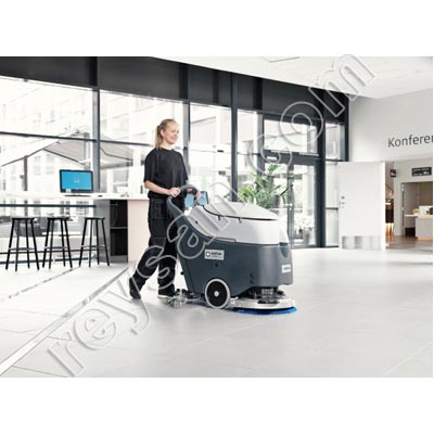 FREGADORA NILFISK SCRUBTEL 450